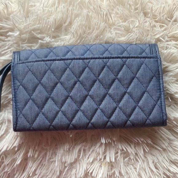 VERA BRADLEY TRIMMED WRISTLET IN blue DENIM - NEW - Picture 5 of 6